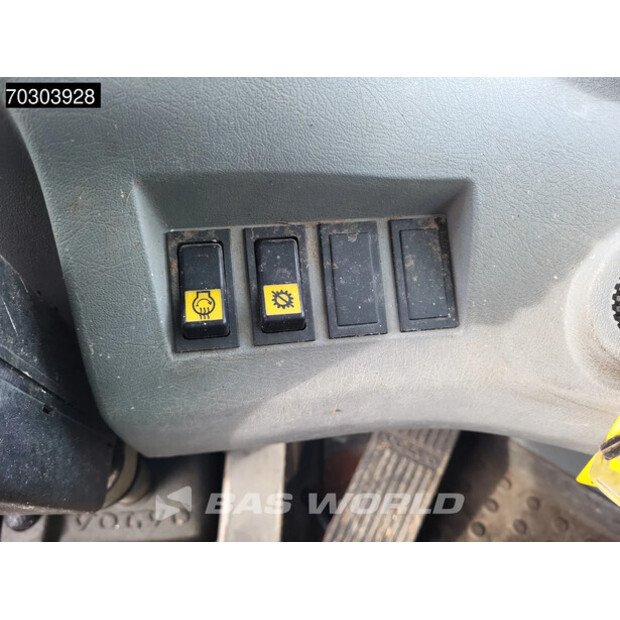 2003 فولفو L60E-45244272