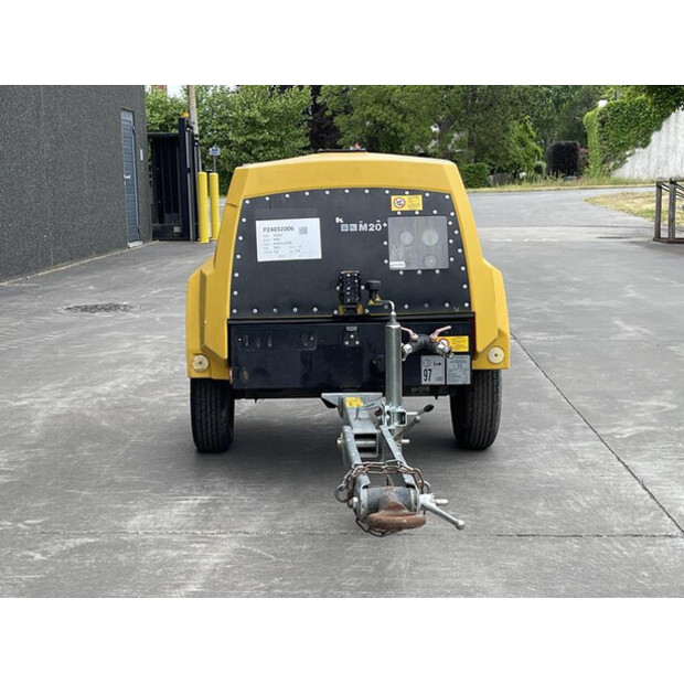 2015 Kaeser M 20-45244430