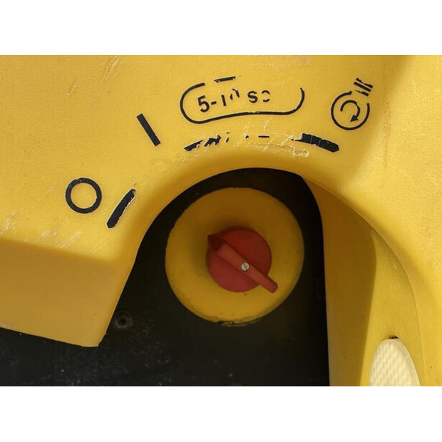 2015 كيزر M 20-45244480