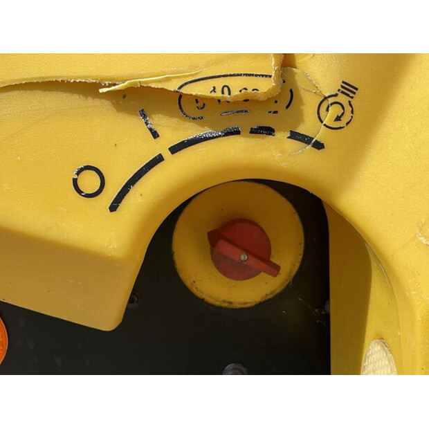 2015 كيزر M 20-45244538