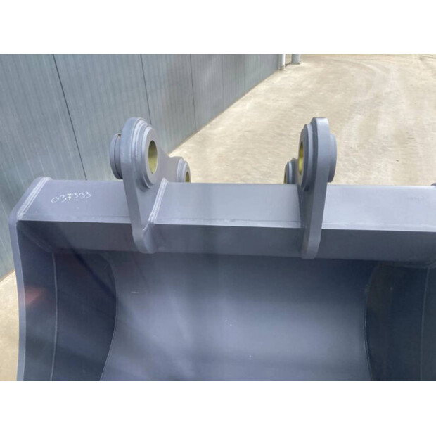 2025 هيتاشى ZX300-45244595