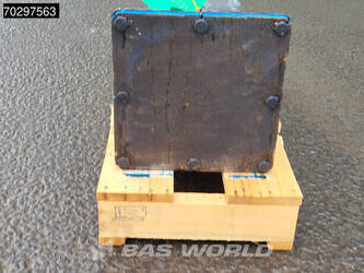 2025-mustang-hm300-1412168-45245407