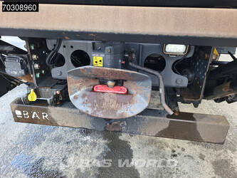 2017-mercedes-benz-actros-2545-1412185-45245649