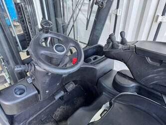 2014-linde-e16c-02-1412272-45247606