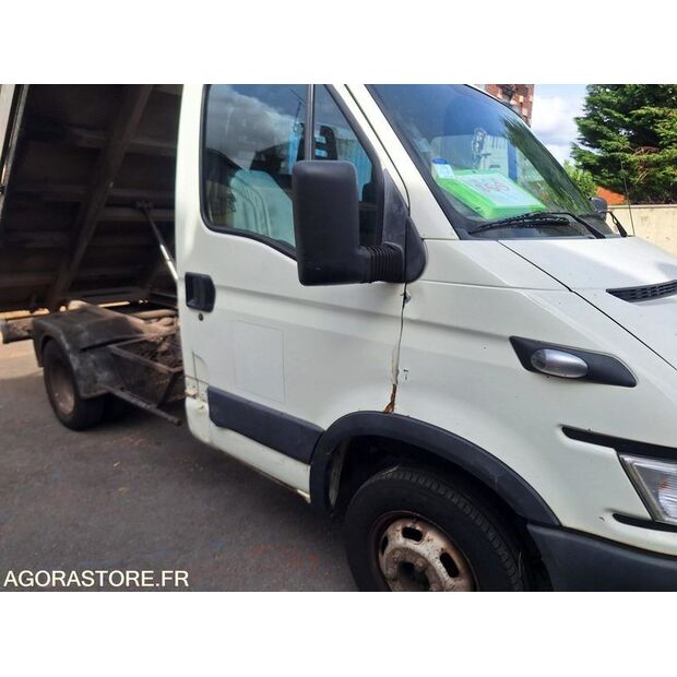 2006 Iveco 35C12-45261400