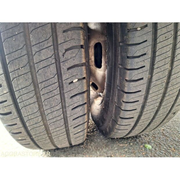 2006 Iveco 35C12-45261411