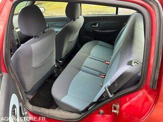 2006-renault-clio-1412341-45261456