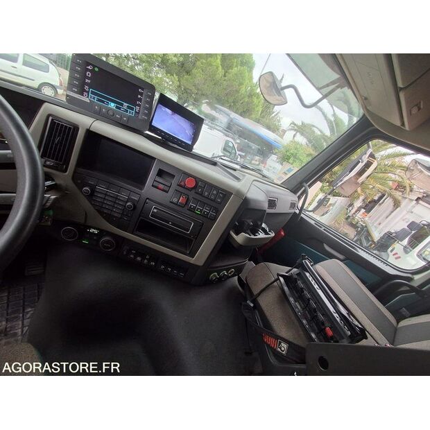 2020 Volvo FM-45261545