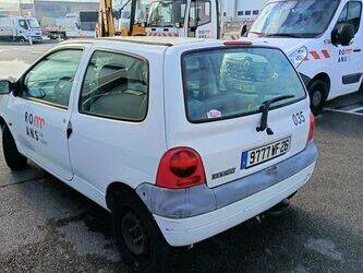 2002-renault-twingo-1412345-45261552
