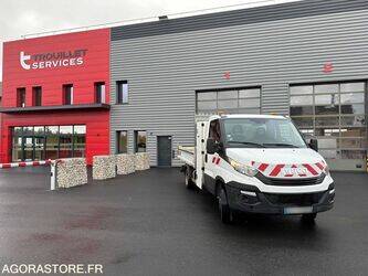 صورة ل شاحنات مسطحة 2019 ايفكو 35C14 للبيع في فرنسا