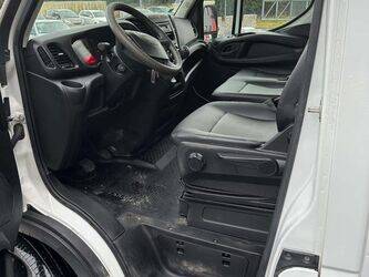 2019-iveco-35c14-1412355-45261629