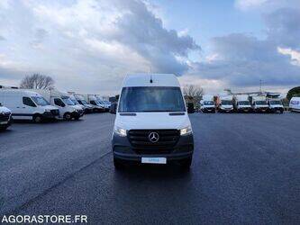2021-mercedes-benz-sprinter-1412366-45261711