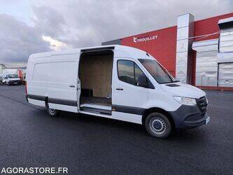 2021-mercedes-benz-sprinter-1412366-45261712