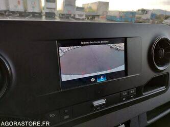 2021-mercedes-benz-sprinter-1412366-45261716