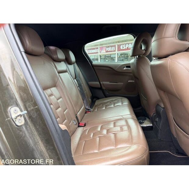 2015 Citroen DS4-45261749