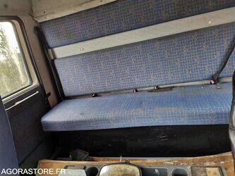 2001-man-1412374-45261765