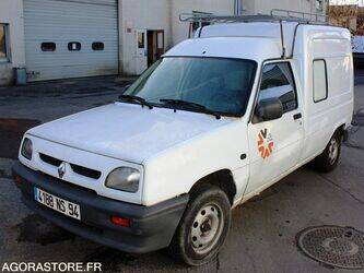 صورة ل عربات 1992 رينو Express