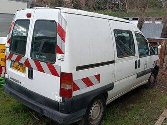 2004-peugeot-expert-1412404-45261986