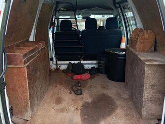 2004-peugeot-expert-1412404-45261987