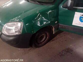 صورة ل سيارات 2003 سيتروين BERLINGO