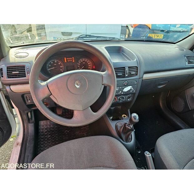 2005 رينو Clio-45262167
