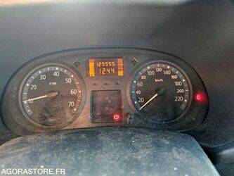 2005-renault-clio-1412424-45262169