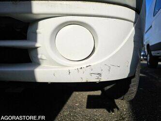 2005-renault-clio-1412424-45262180