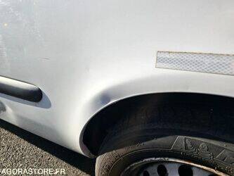 2005-renault-clio-1412424-45262188