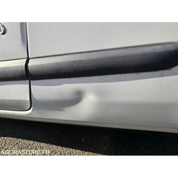 2005 رينو Clio-45262189