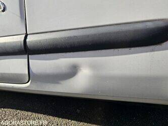 2005-renault-clio-1412424-45262189