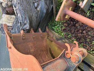 other-1412438-45262299