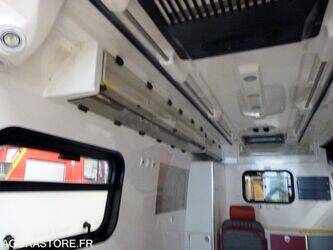 2010-renault-master-1412443-45262325