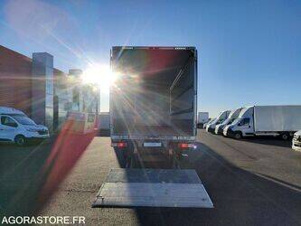 2019-renault-d-wide-1412446-45262362