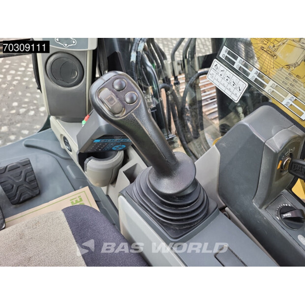 2017 Caterpillar 330FLN-45262696