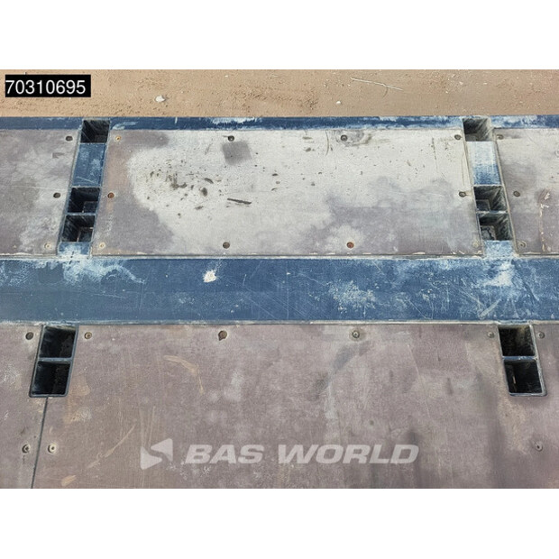 2024 كرون SD-45262872