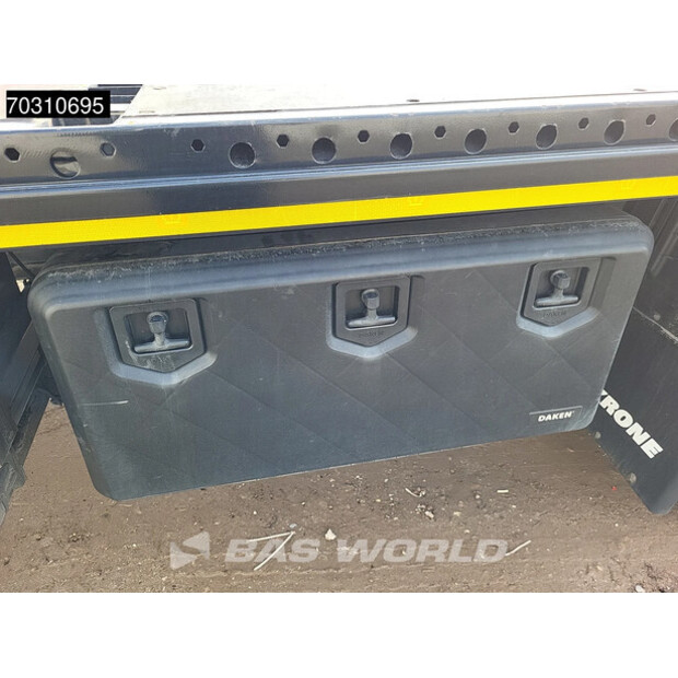 2024 كرون SD-45262894