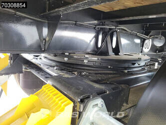 2025-doll-others-45262928