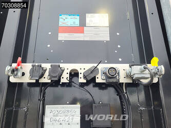 2025-doll-others-45262932