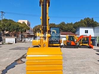 2024-caterpillar-330-1412479-45263145