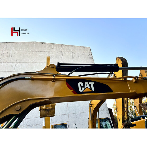 2024 كاتربيلر 305.5E2-45263211