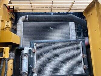 2023-caterpillar-320d-1412490-45263279