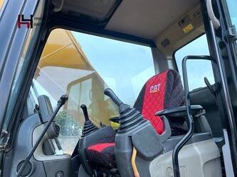 2023-caterpillar-320d-1412490-45263281