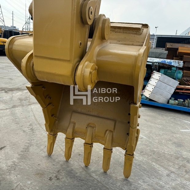 2024 Caterpillar 323-45263322