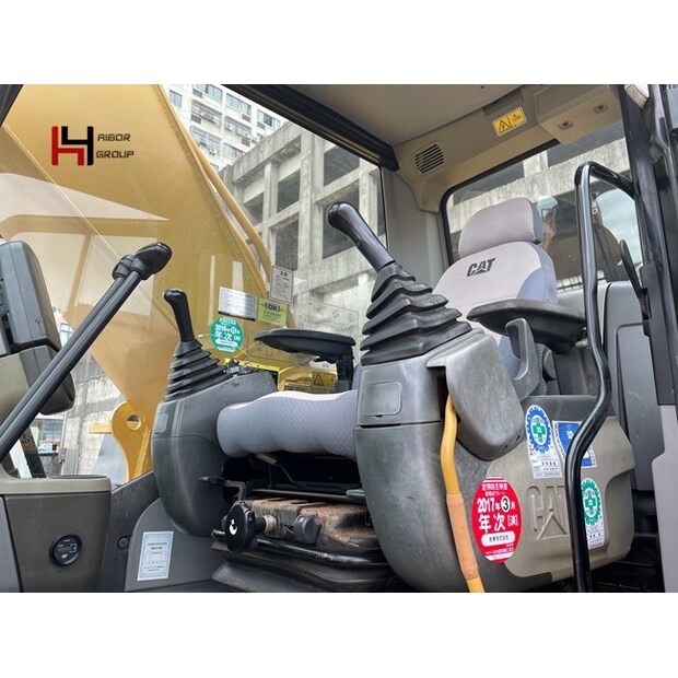 2021 Caterpillar 329D-45263332