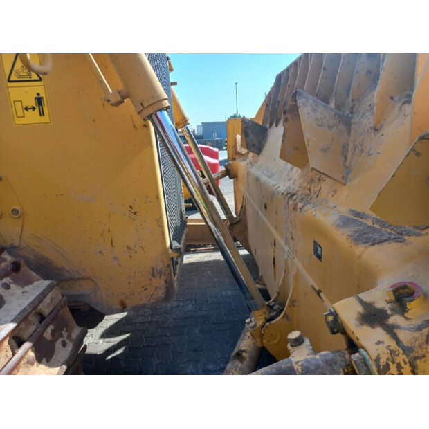 2023 كوماتسو D155A-6R-45263600