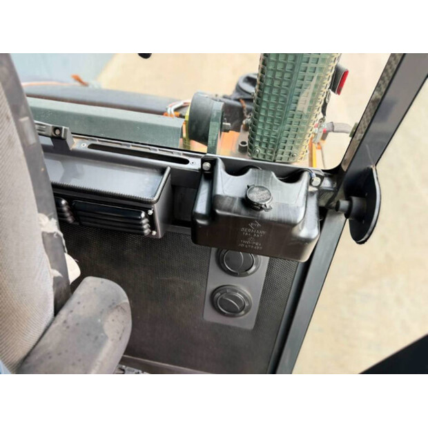 2009 آمان AV70-2-45264112