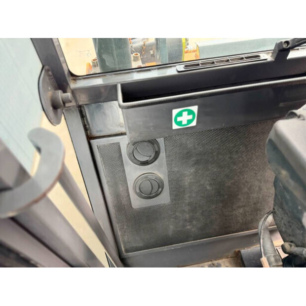 2009 آمان AV70-2-45264113