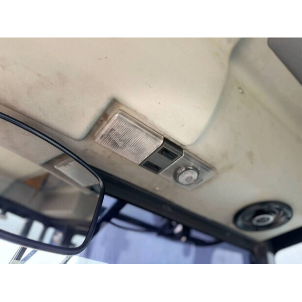 2009 آمان AV70-2-45264115