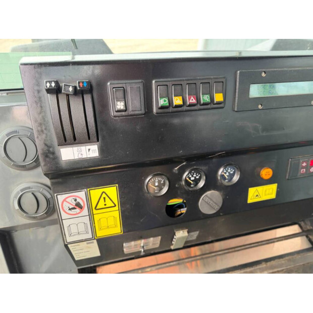 2009 آمان AV70-2-45264118