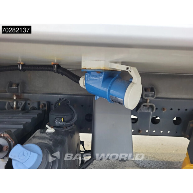 2018 Mercedes-Benz Atego 1524-45264133